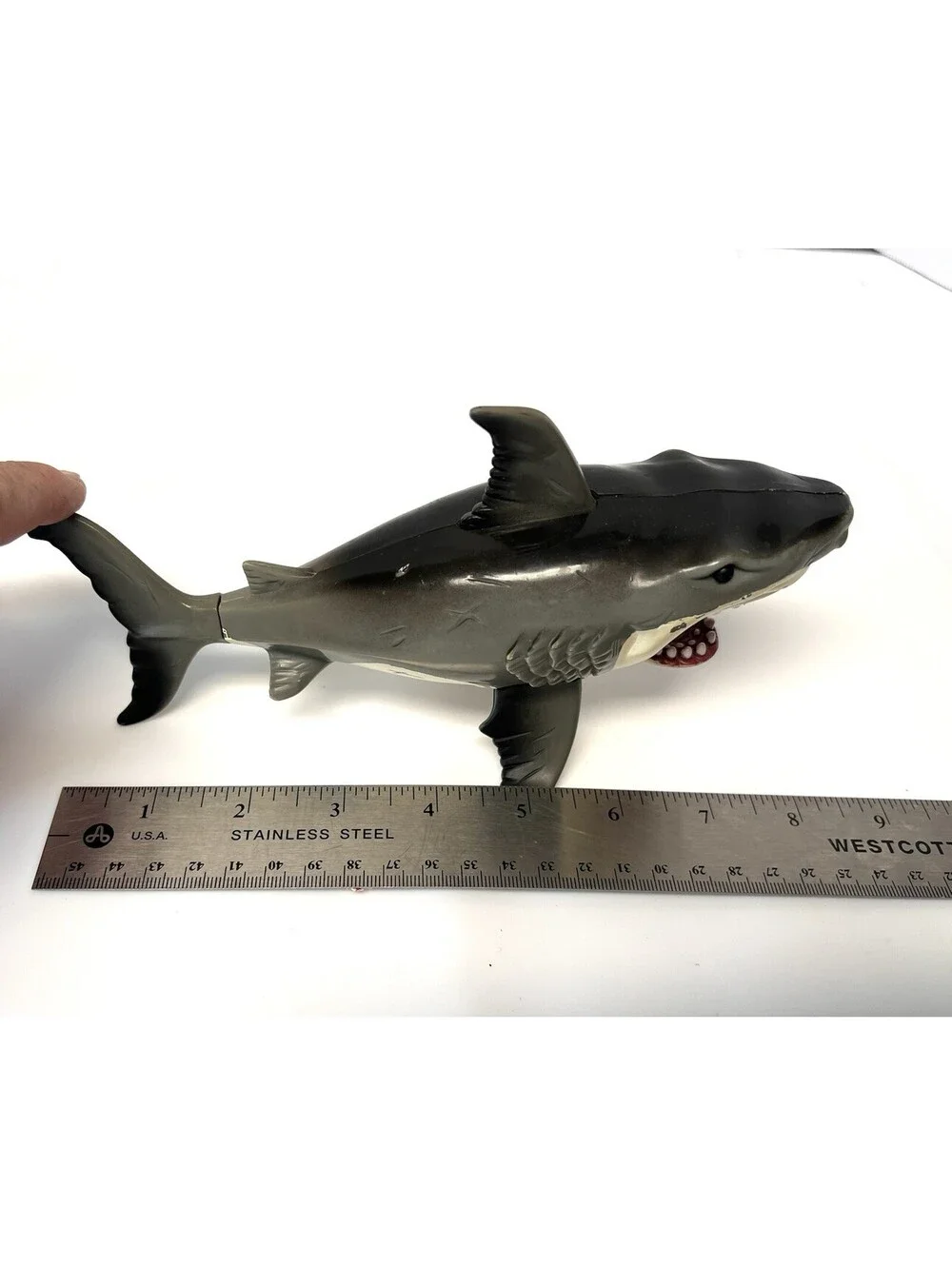 Vintage Toys R Us Shark Figure Biting Action Fin Chomp 8